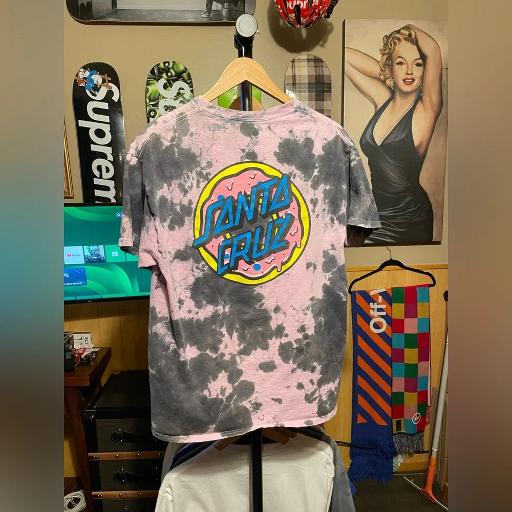 Santa Cruz odd future donuts size large pink, and black tie dye - Picture 1 of 7